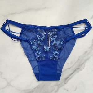 NWT VICTORIA'S SECRET VERY SEXY BUTTERFLY EMBROIDERY STRAPPY BIKINI PANTY BLUE X